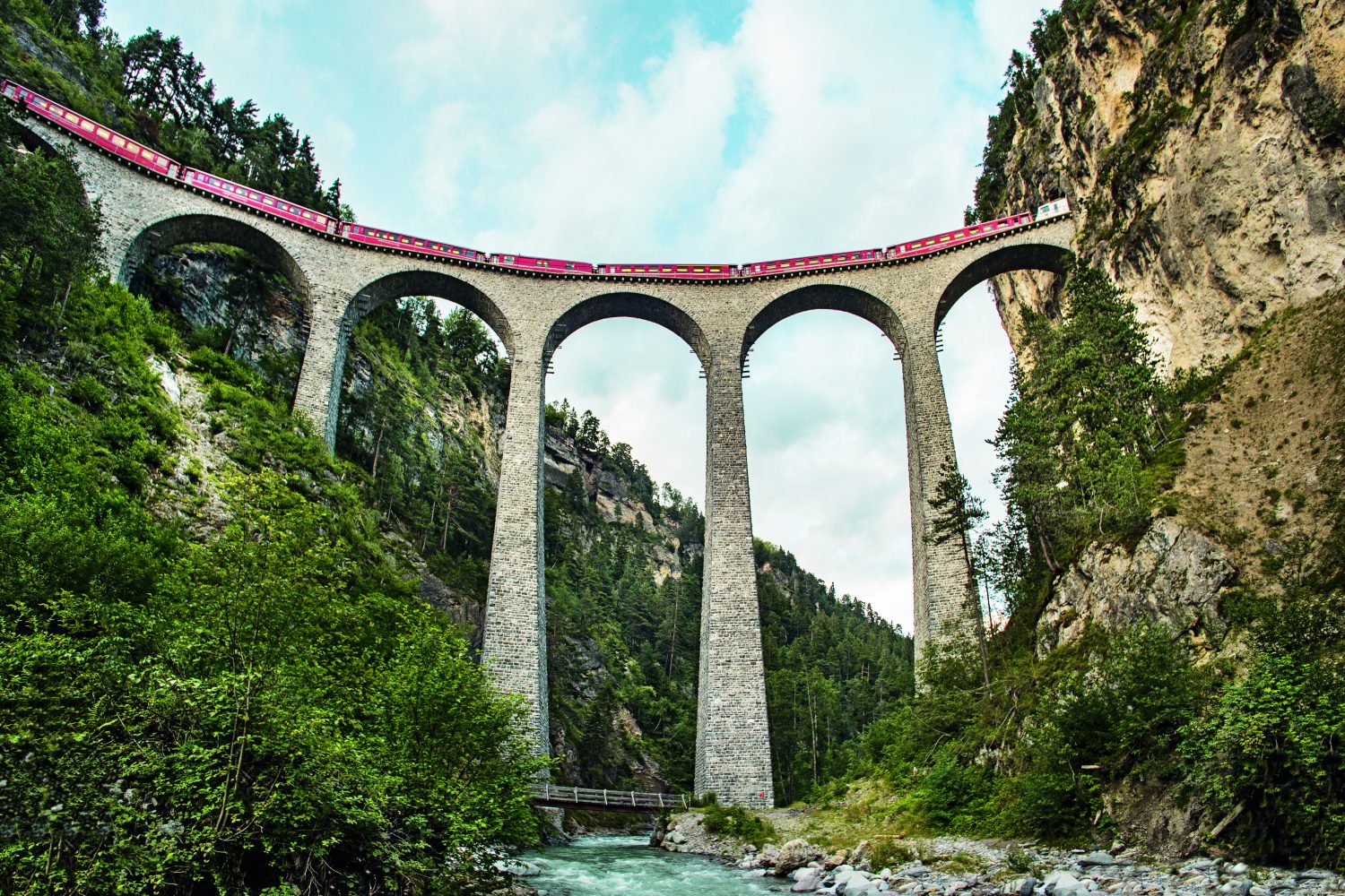 Bernina Express Chur-Tirano bij Landwasserviaduct