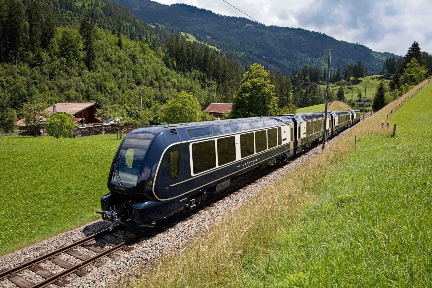 GoldenPass Express Interlaken-Montreux